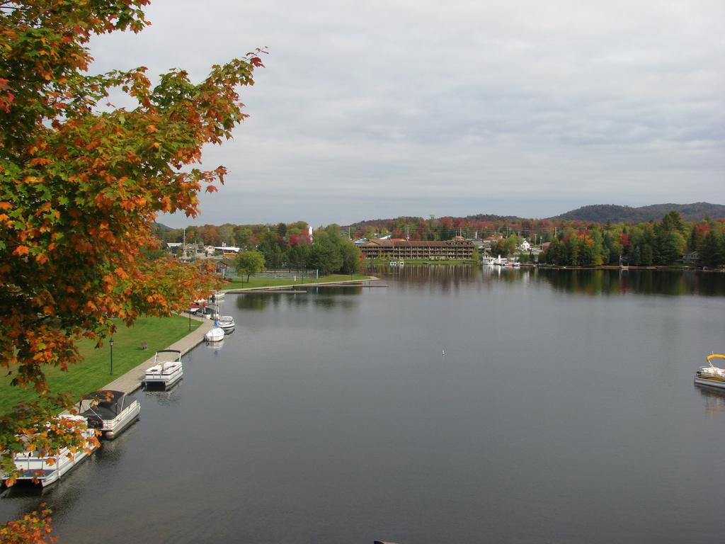 Pine Knoll Hotel Lakeside Lodge & Cabin Old Forge Room photo